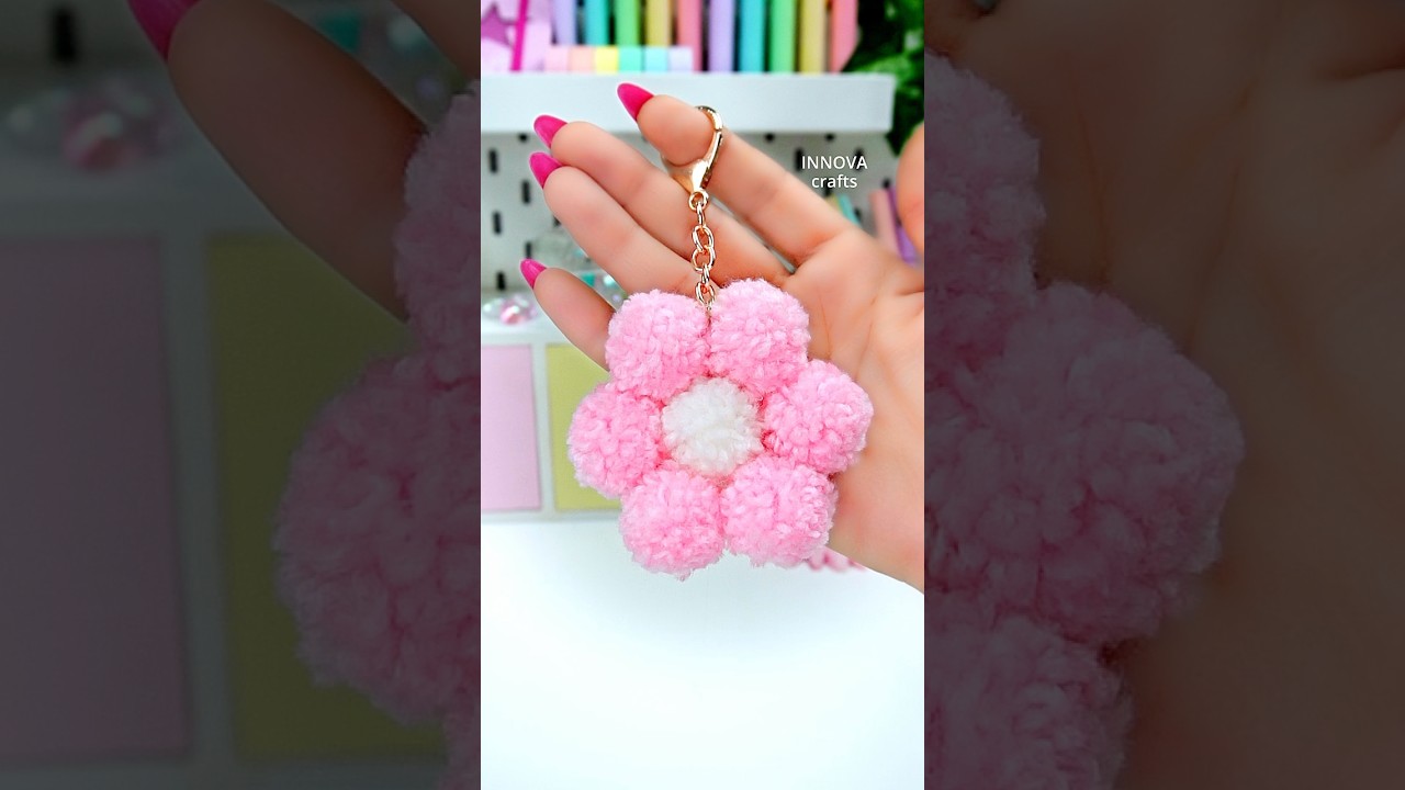 DIY Cute thread keychain Easy craft ideas #diy #craft #artandcraft #art ...